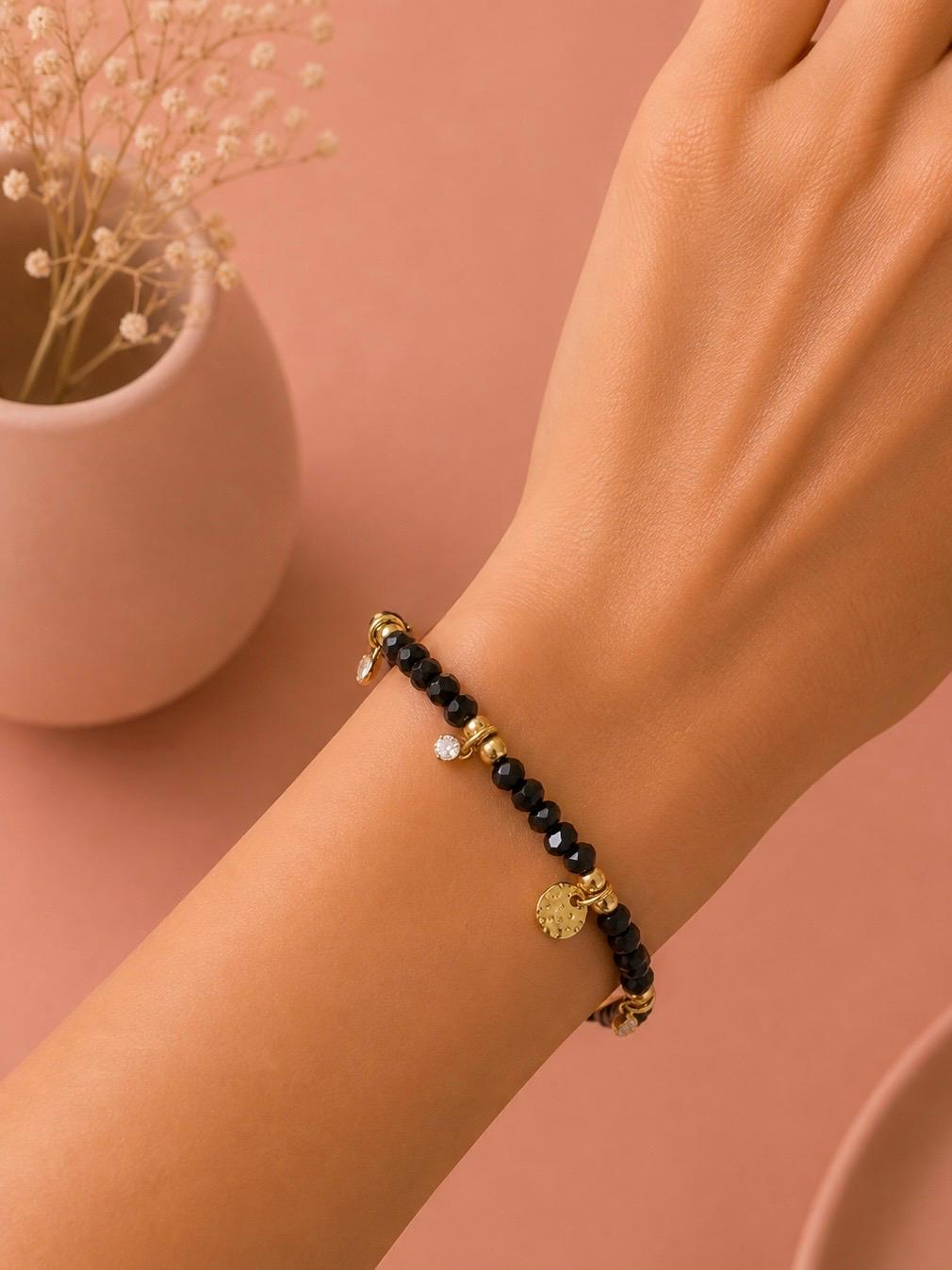 Bracelet Perles Noires & Médaillons – 5th Élément