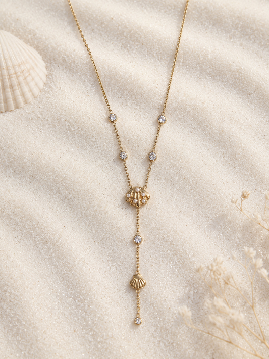 Collier doré en Y coquillage à pendentif strass