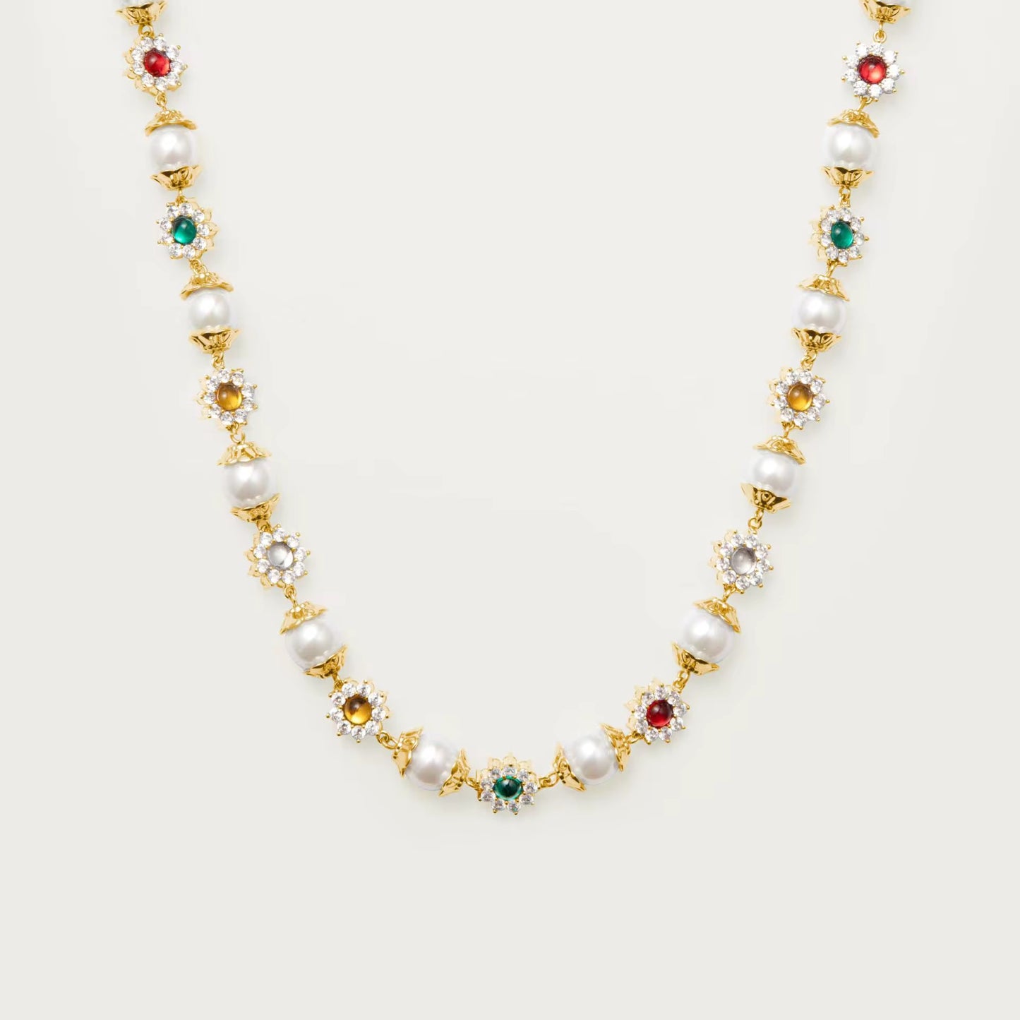 Collier perles & pierres précieuses